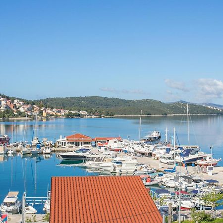 Seaside Apartments With A Swimming Pool Okrug Gornji, Ciovo - 11374 Trogir Buitenkant foto