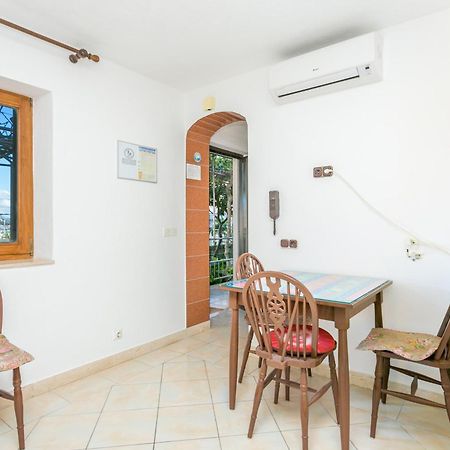 Seaside Apartments With A Swimming Pool Okrug Gornji, Ciovo - 11374 Trogir Buitenkant foto