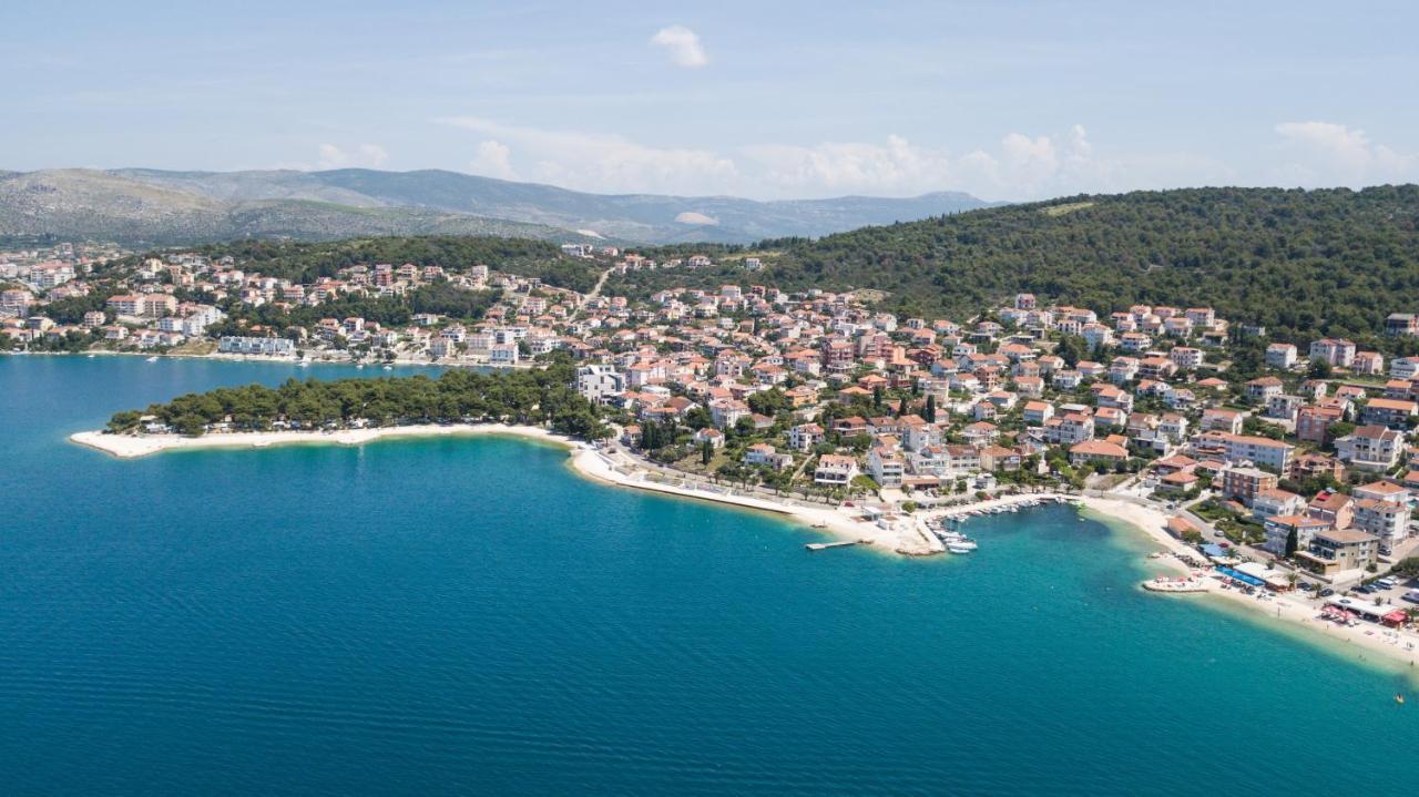 Seaside Apartments With A Swimming Pool Okrug Gornji, Ciovo - 11374 Trogir Buitenkant foto